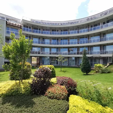 Appartamento D с една спалня в комплекс Sunny Island Chernomorets